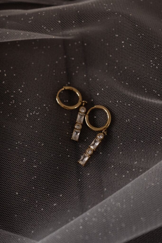 Schmuck beim Getting Ready bei einer Hochzeit bei Aachen